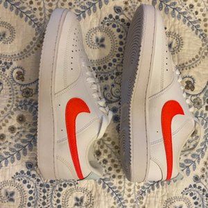 New Women's Court Vision Low Sneaker